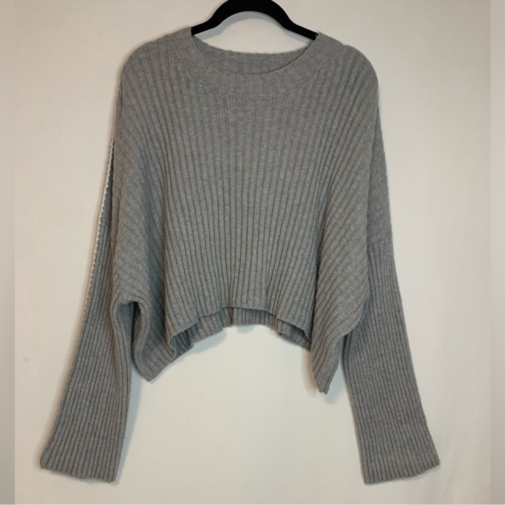 Sincerely Jules Women's Grey Oversized Crop Sweater Size S